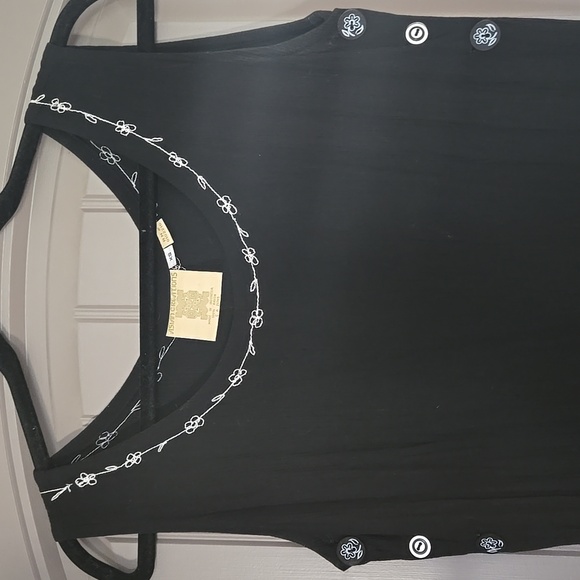 Long gauzy crinkle look, black lightweight, Long sheath Dress, white embroidery - Picture 3 of 13